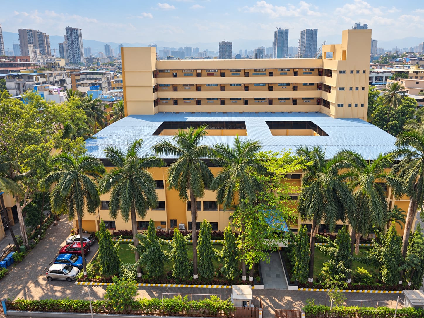 Drone photograph of North Point School's campus, school building and surrounding greenery